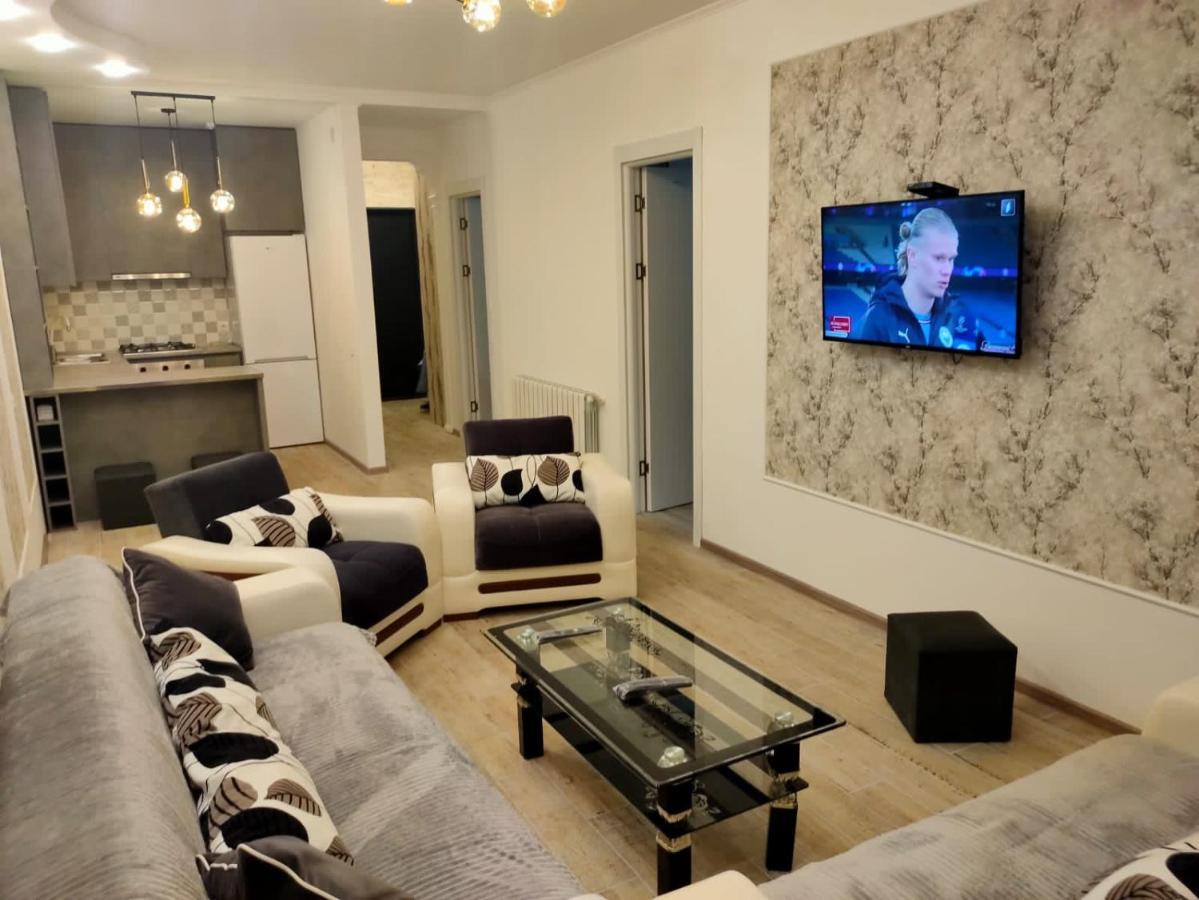 شقة باتومي  في Lilia المظهر الخارجي الصورة